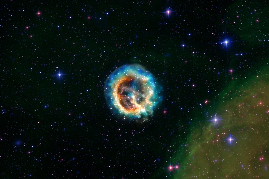 Supernova Remnant with a cloud of debris around it. It is 190,000 light years away from Earth